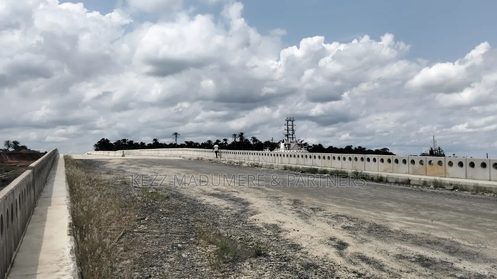 For Sale : Water Front Trans Woji Port Harcourt