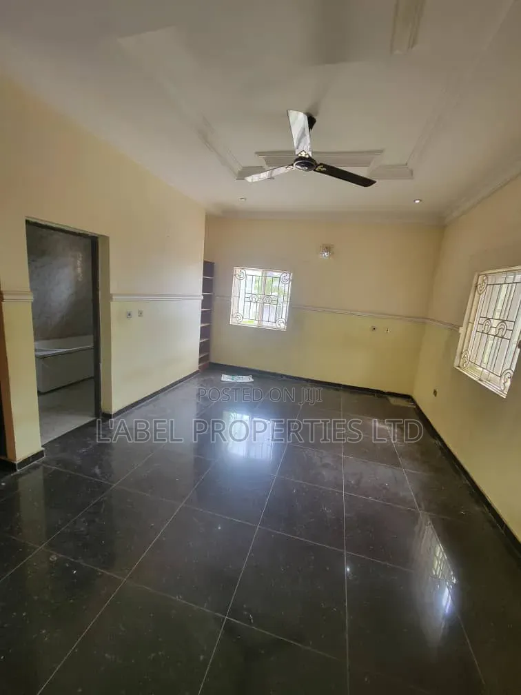 4bdrm Bungalow in Mab Global Estate, Dawaki for rent
