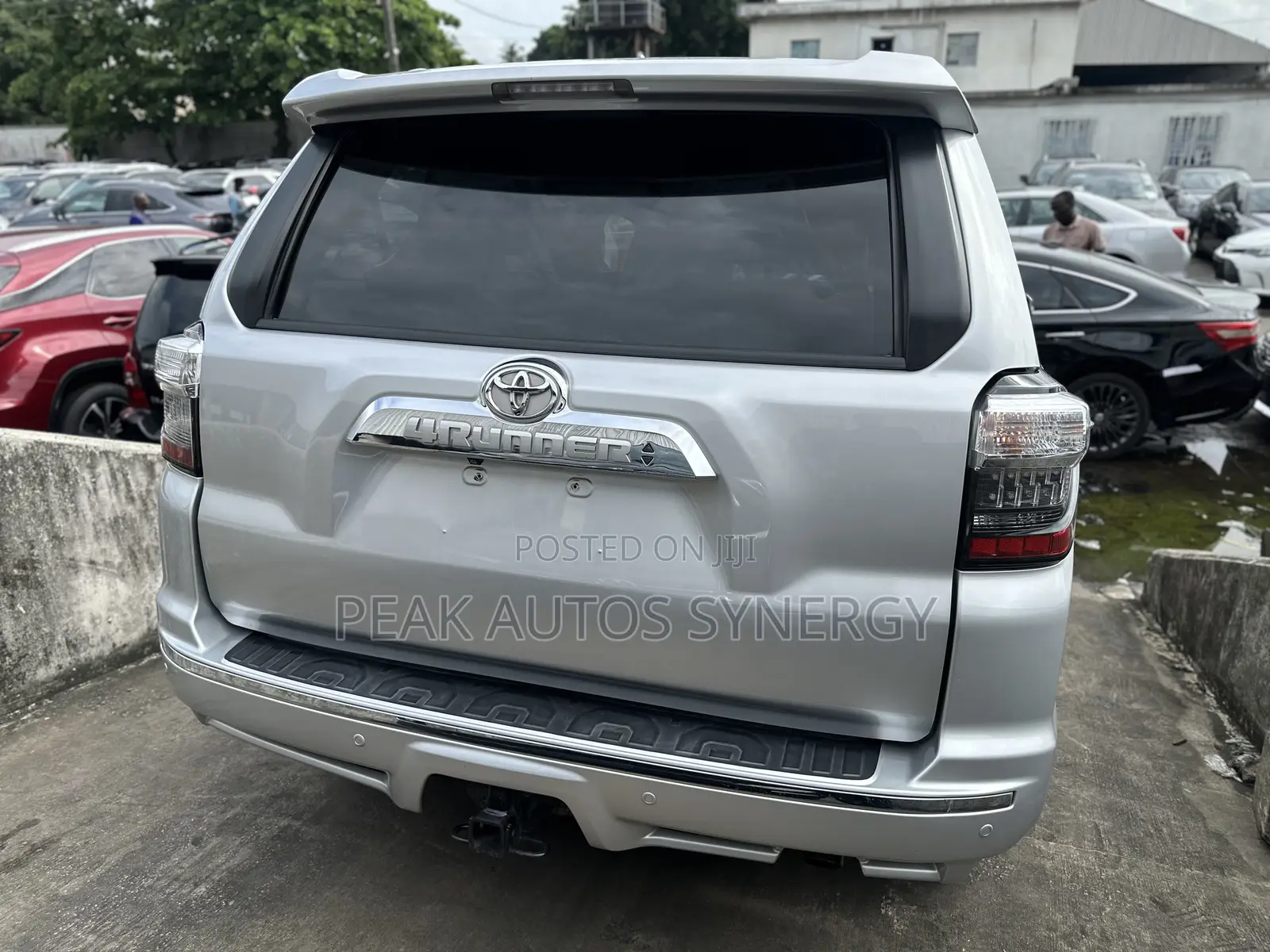 Toyota 4-Runner Limited 4dr SUV 4WD (4.0L 6cyl 5A) 2015 Silver