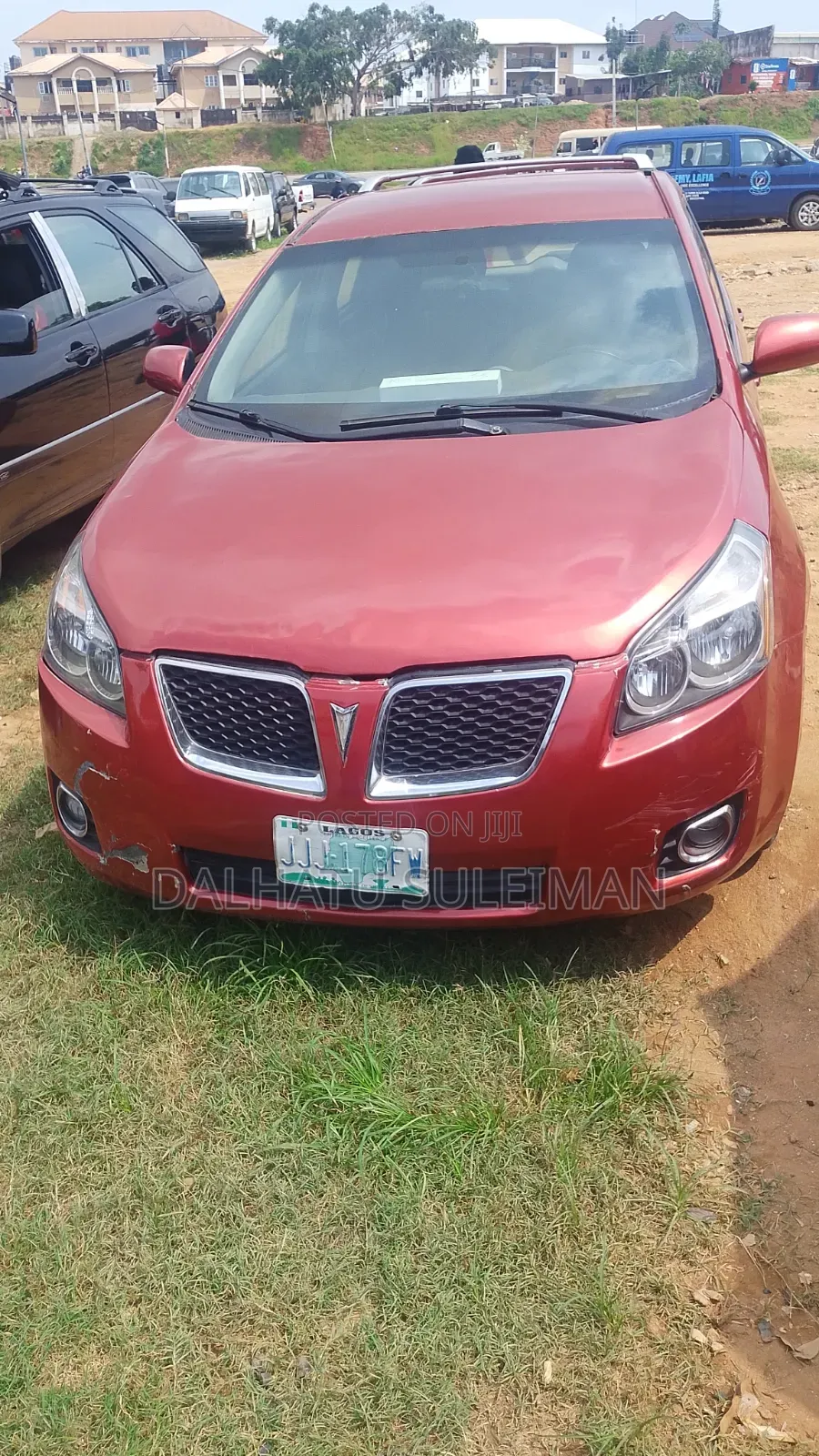 Pontiac Vibe 2009 Maroon