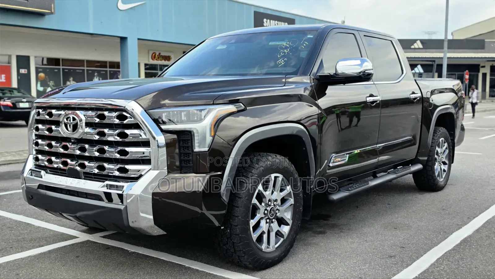 Toyota Tundra 1794 Edition CrewMax 6.5' Bed 2024 Brown