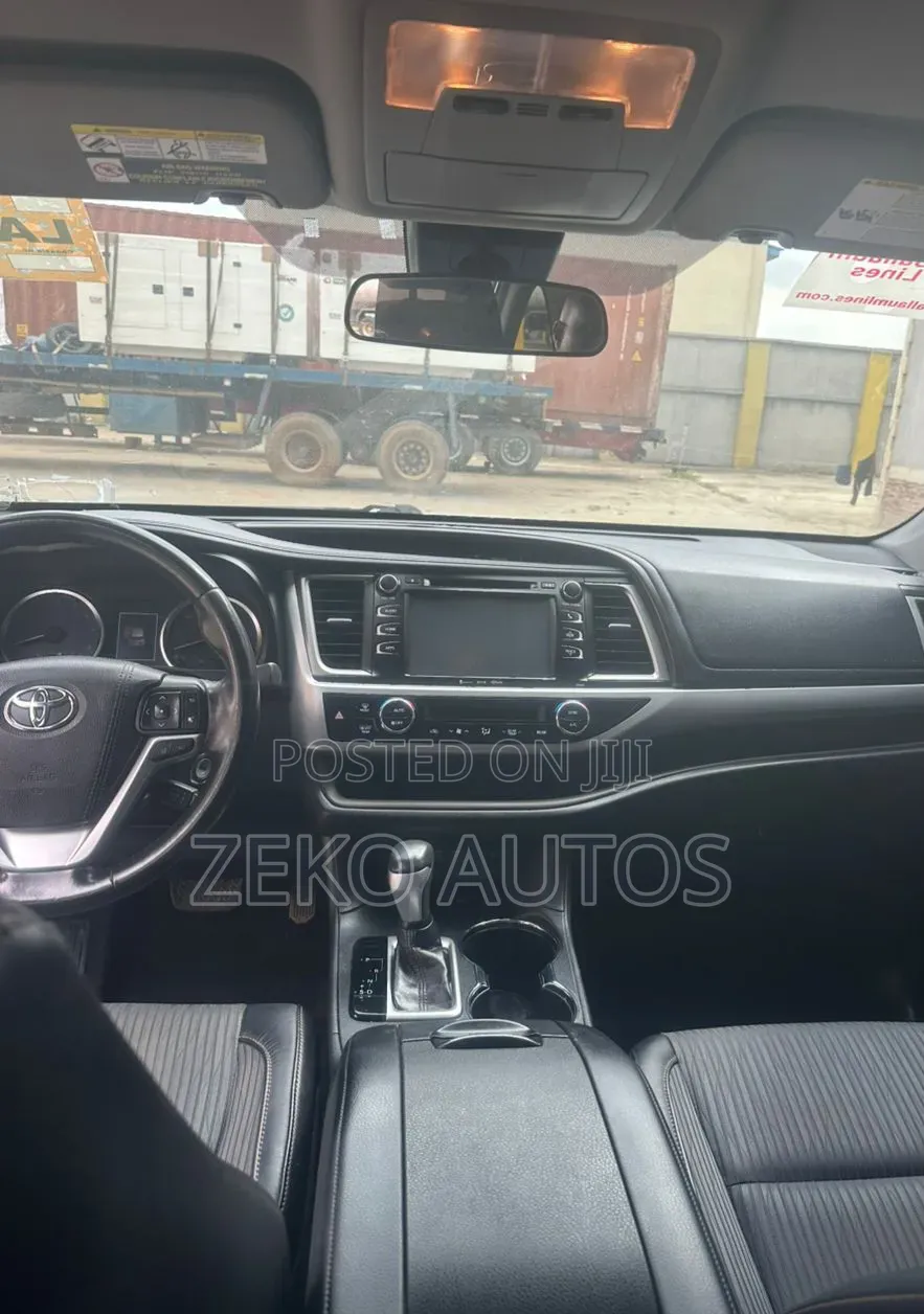 Toyota Highlander 2017 Gray