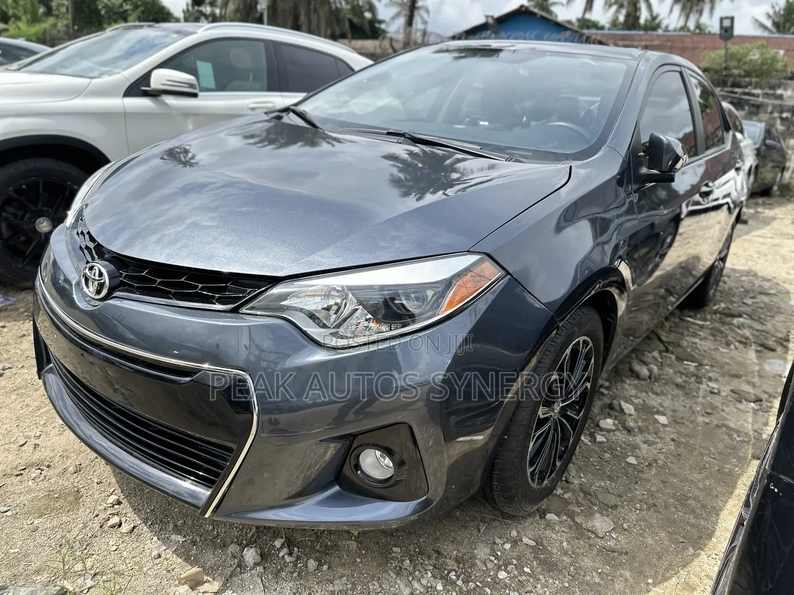Toyota Corolla S Premium 4dr Sedan (1.8L 4cyl CVT) 2015 Gray