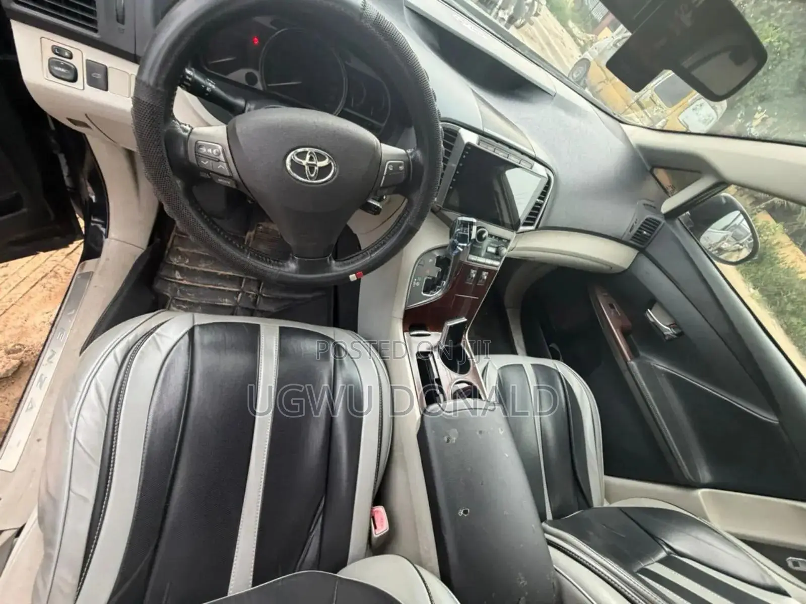 Toyota Venza 2010 Black
