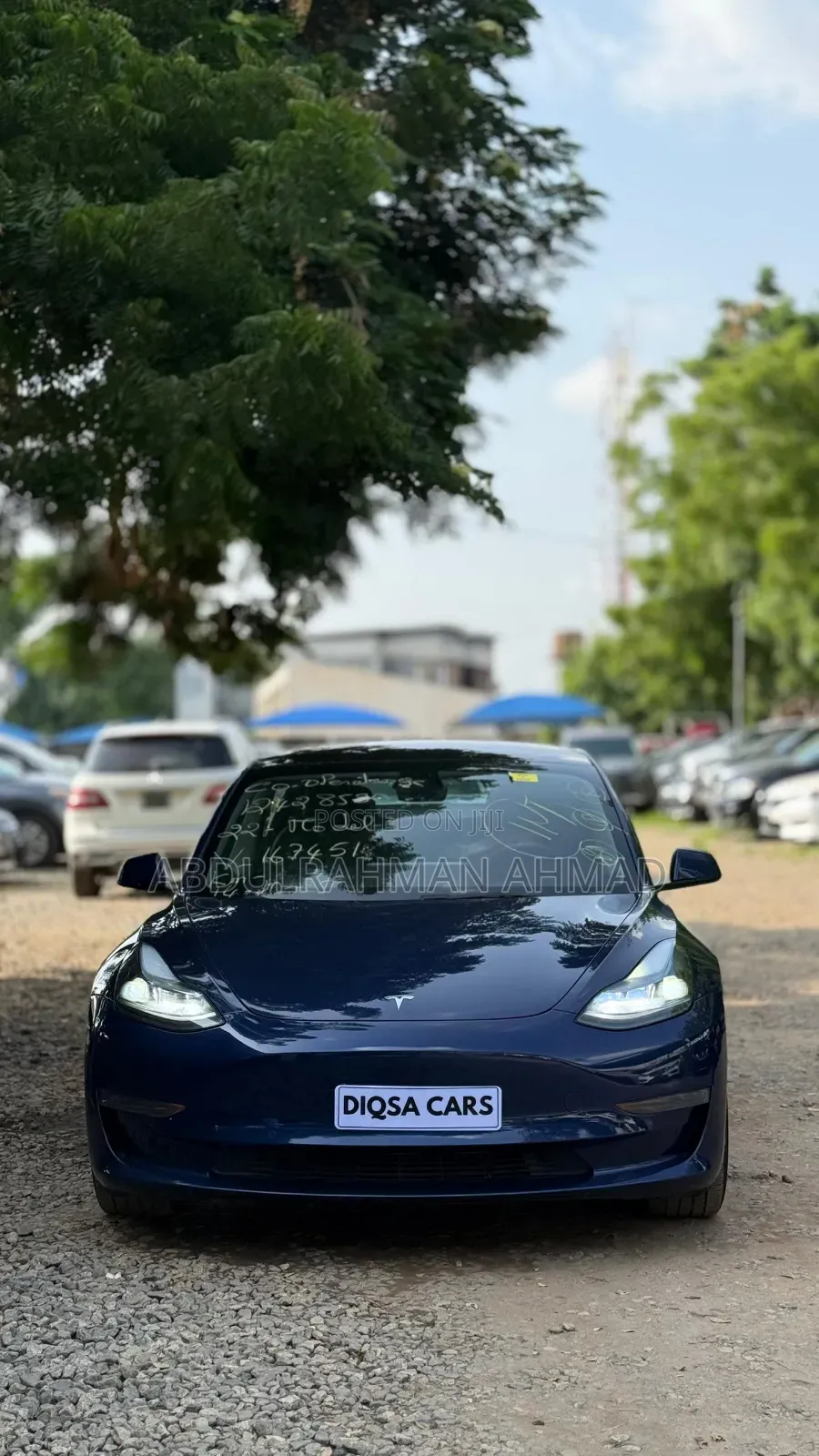 Tesla Model 3 2022 Blue