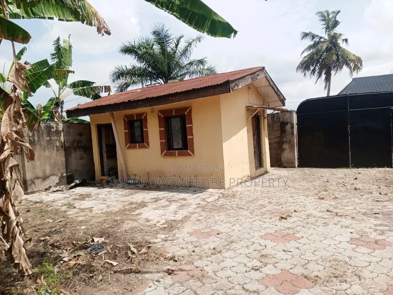 Furnished 4bdrm Bungalow in Iremide Quarters, Akure for sale