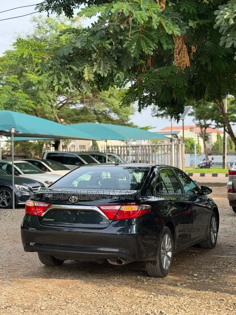 Toyota Camry 2018 Black