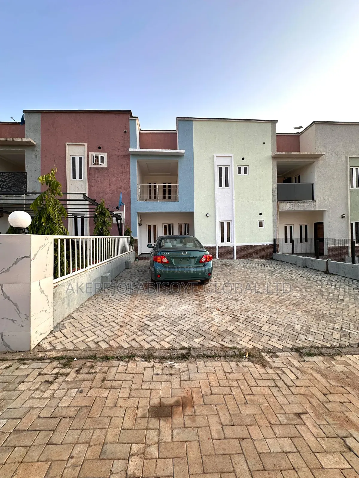 4bdrm Duplex in In An Estate, Life Camp for rent