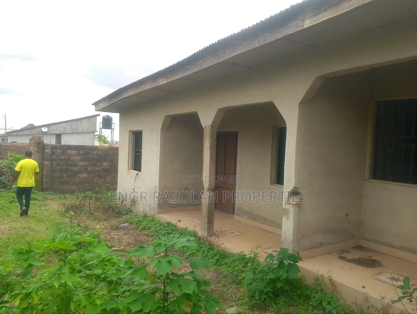 2bdrm Block of Flats in Majasurawa Olunlade, Ilorin South for sale