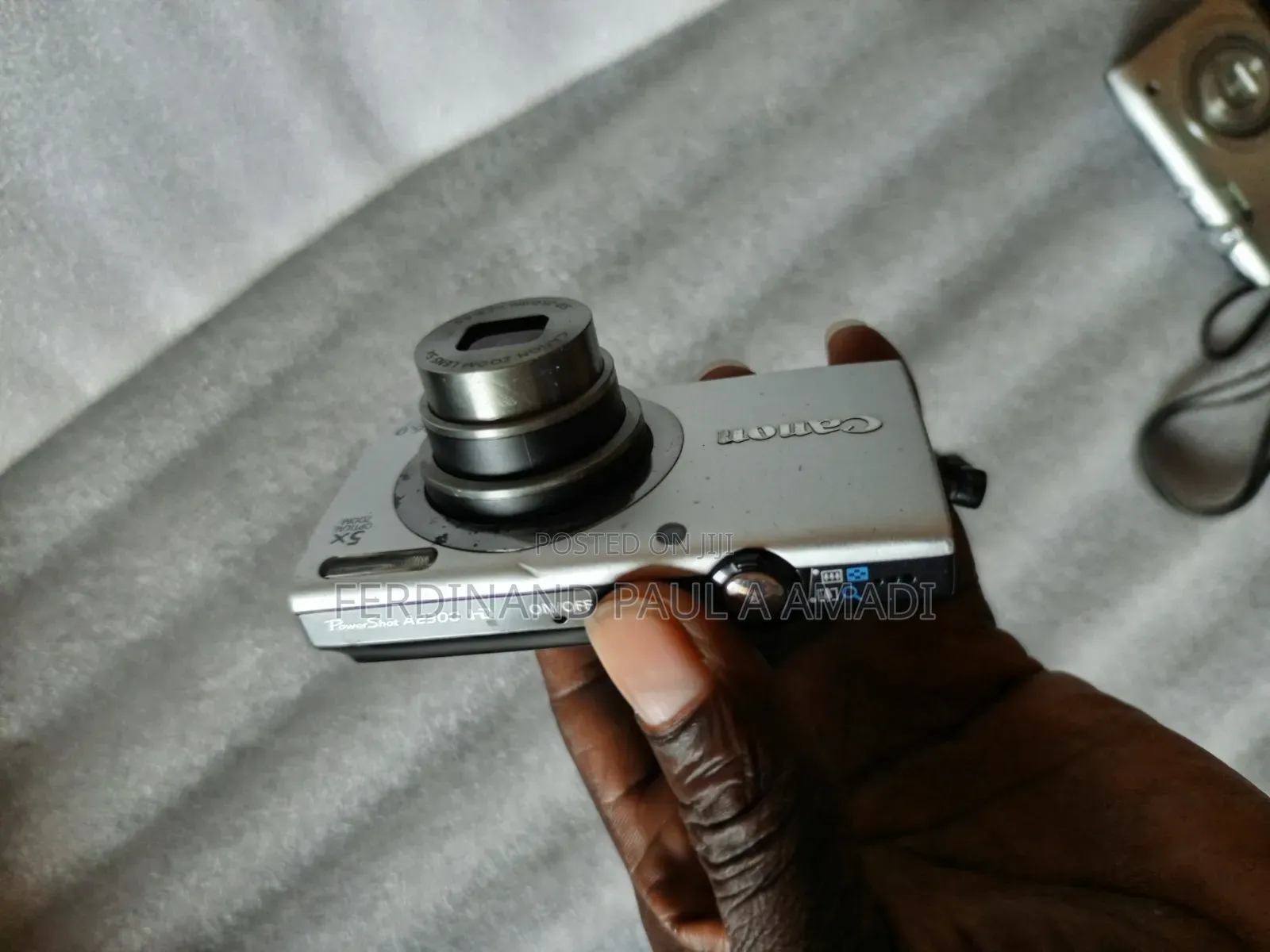 Canon Digital Photo Video Camera for Vintage Passport Snapping