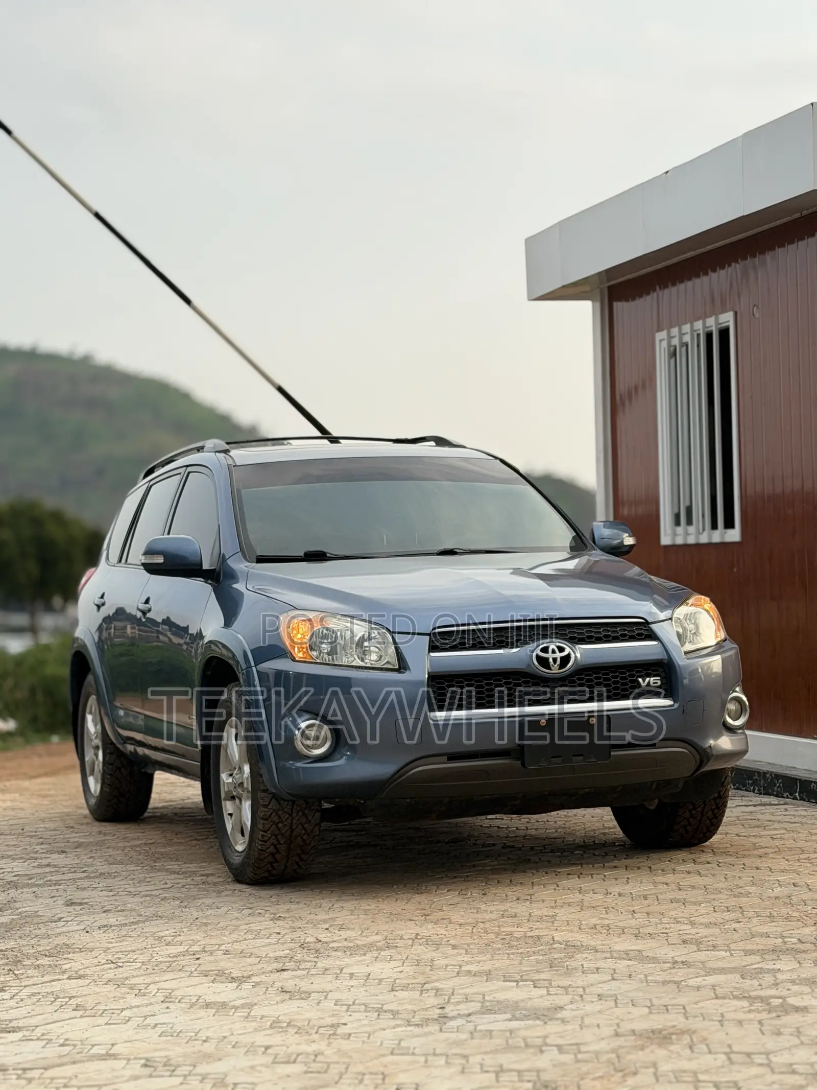 Toyota RAV4 Limited V6 4x4 2009 Blue