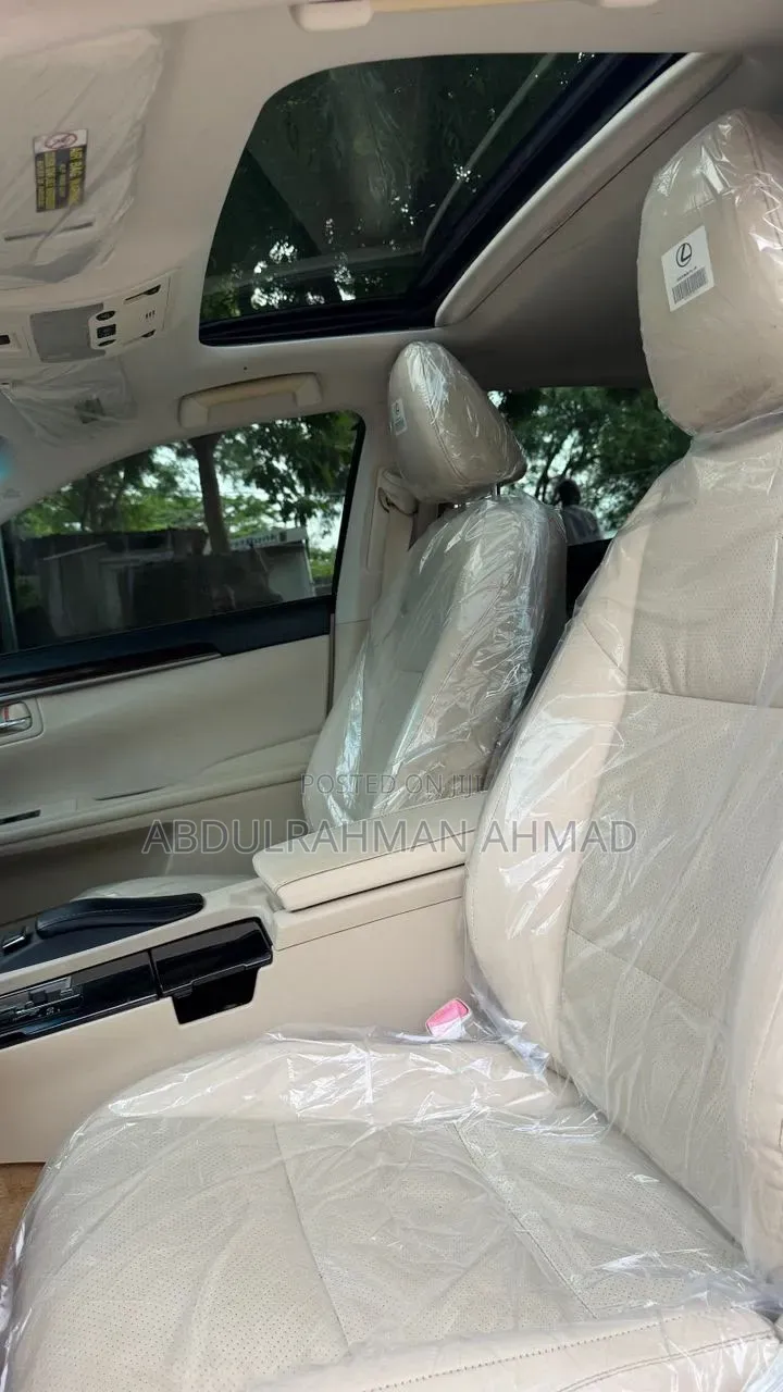Lexus ES 2016 White