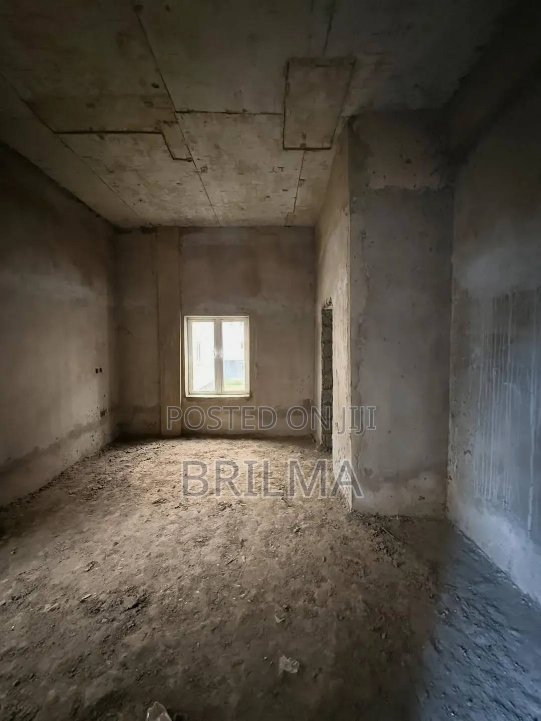 4bdrm Duplex in Kaura for sale