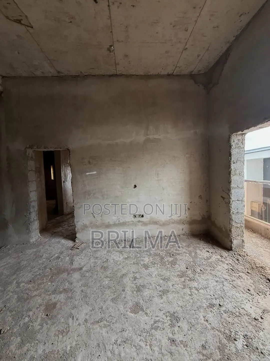 4bdrm Duplex in Kaura for sale