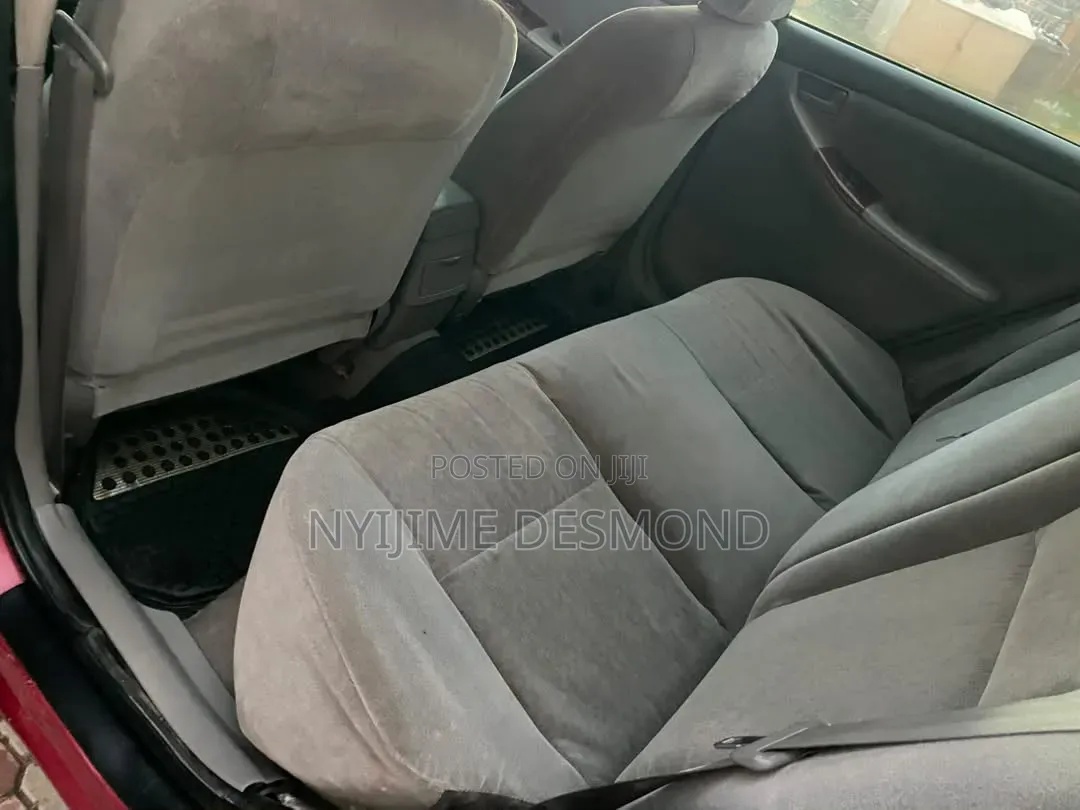 Toyota Corolla 2004 Red