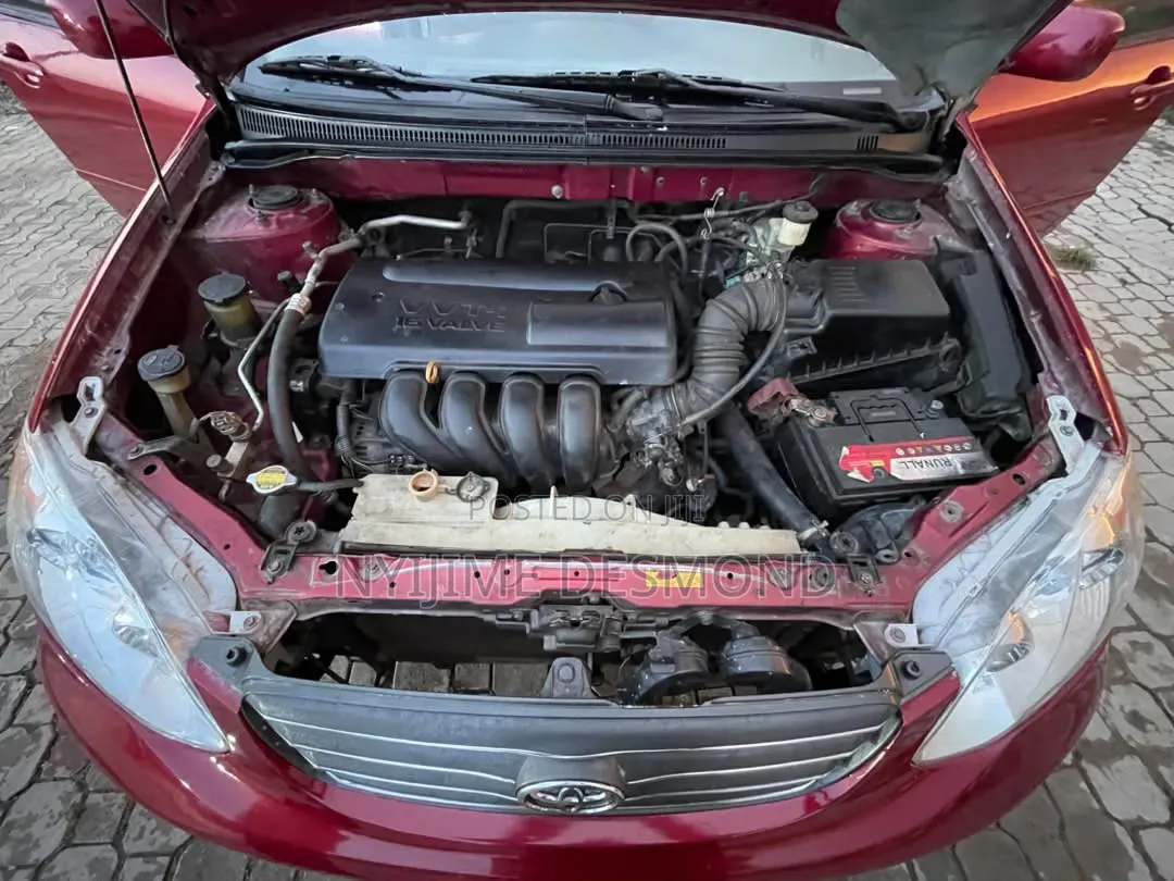 Toyota Corolla 2004 Red