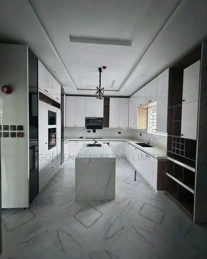 6bdrm Duplex in Katampe Extension for sale