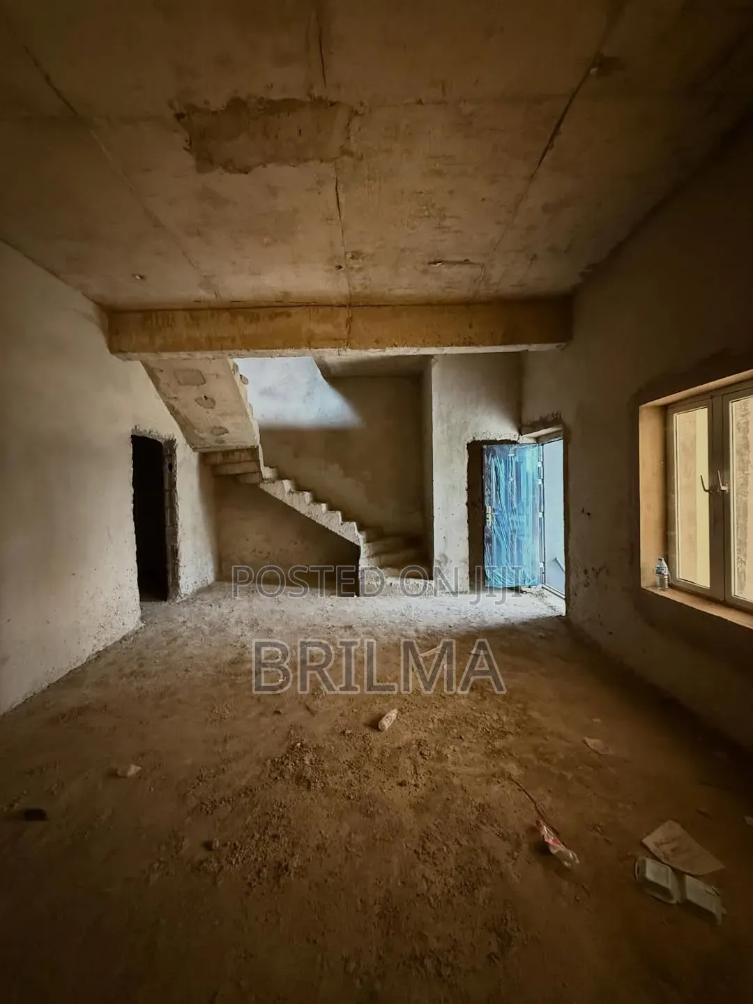 3bdrm Duplex in Kaura for sale