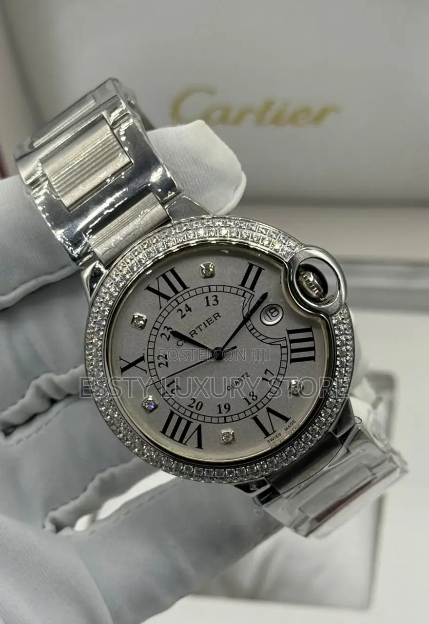 Cartier Quality Luxury Female Chain Wristwatch