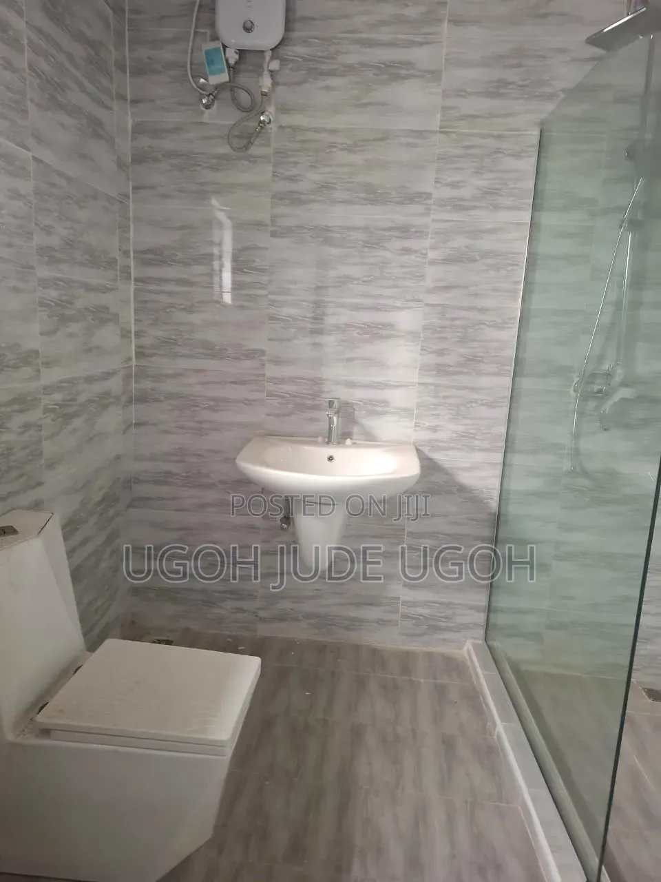 4bdrm Townhouse / Terrace in Zularich Estate, Sangotedo for rent