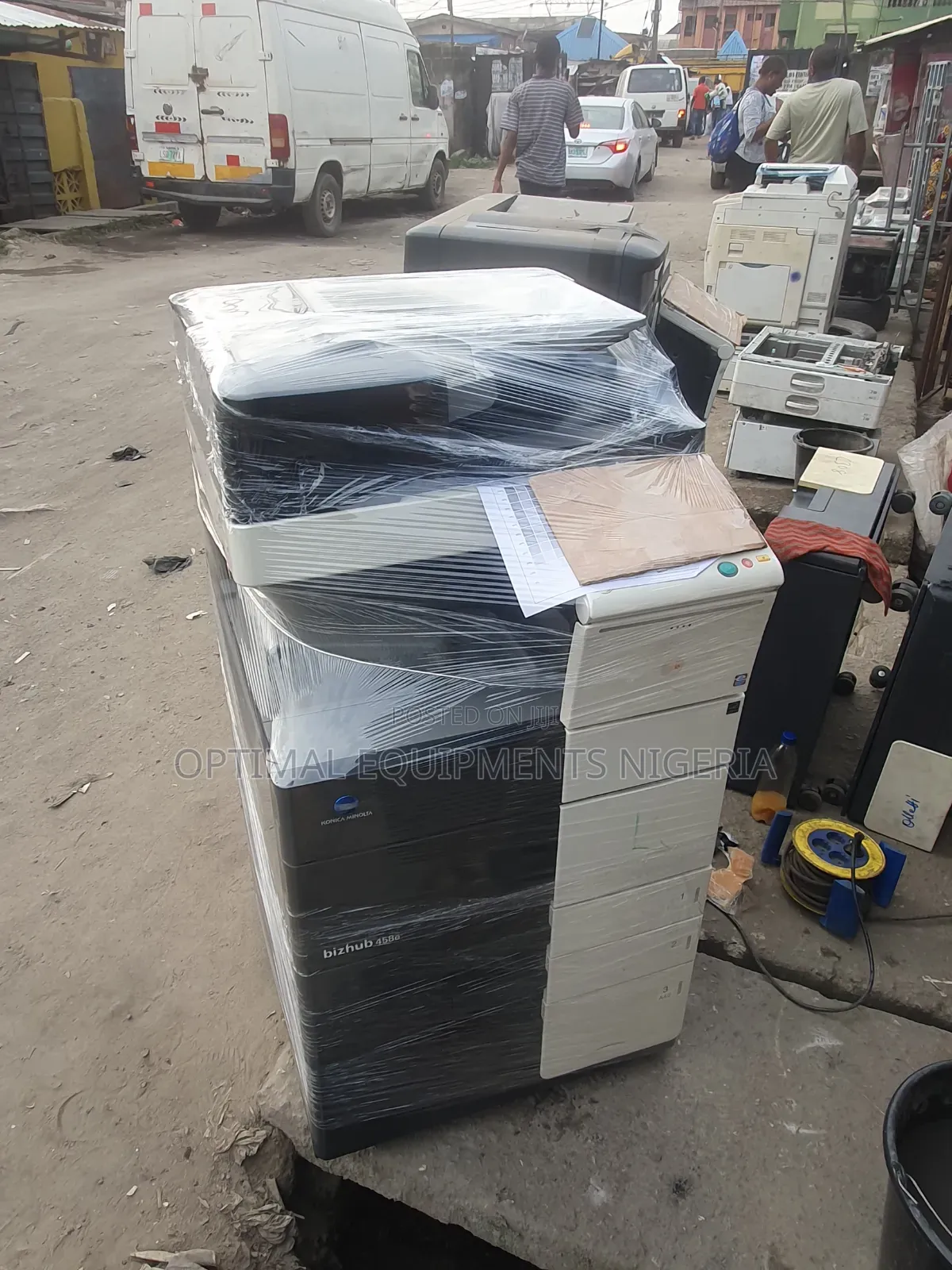 Bizhub C558