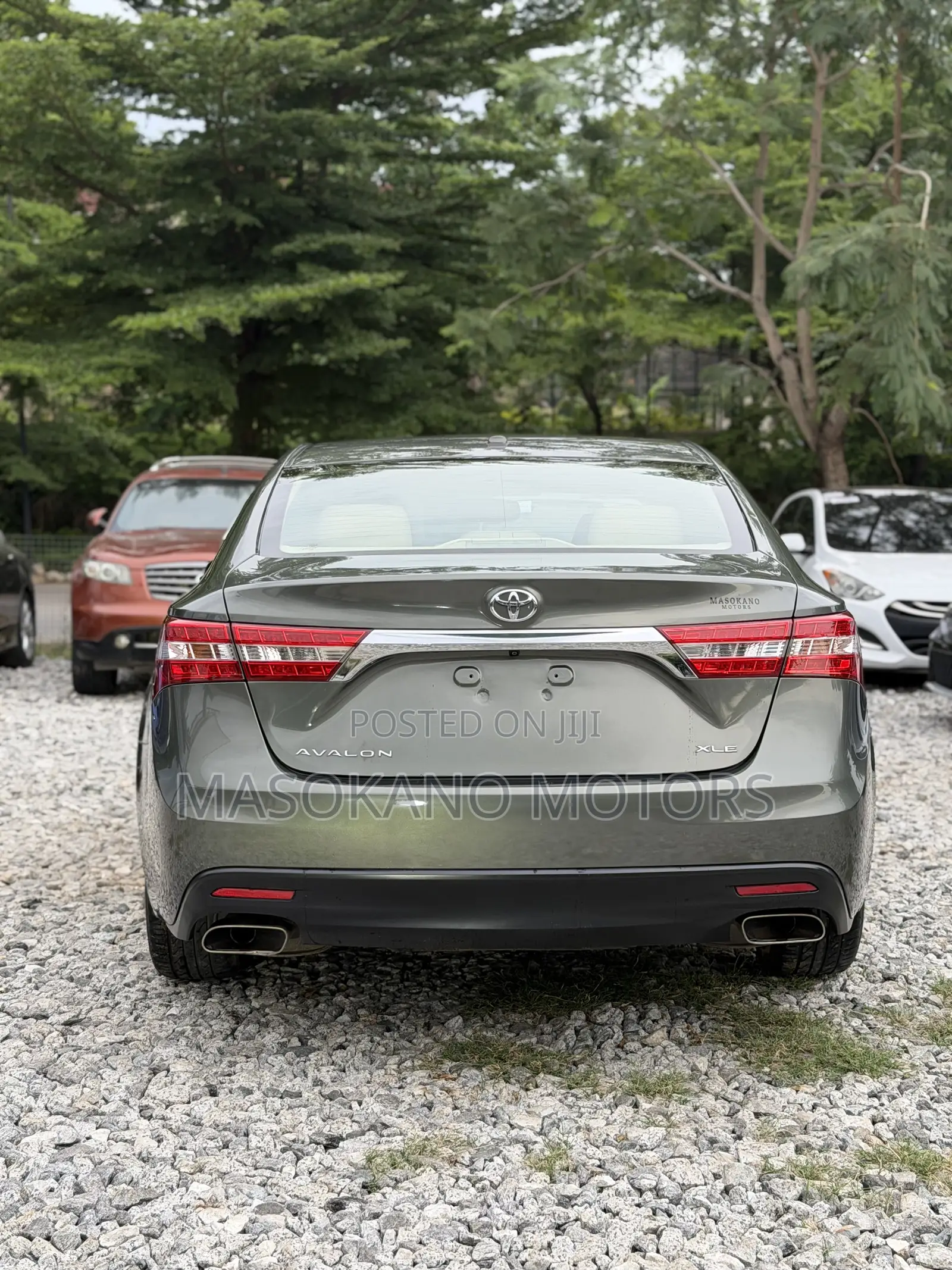 Toyota Avalon XLE Sedar FWD (3.5L 6cyl 6A) 2013 Green