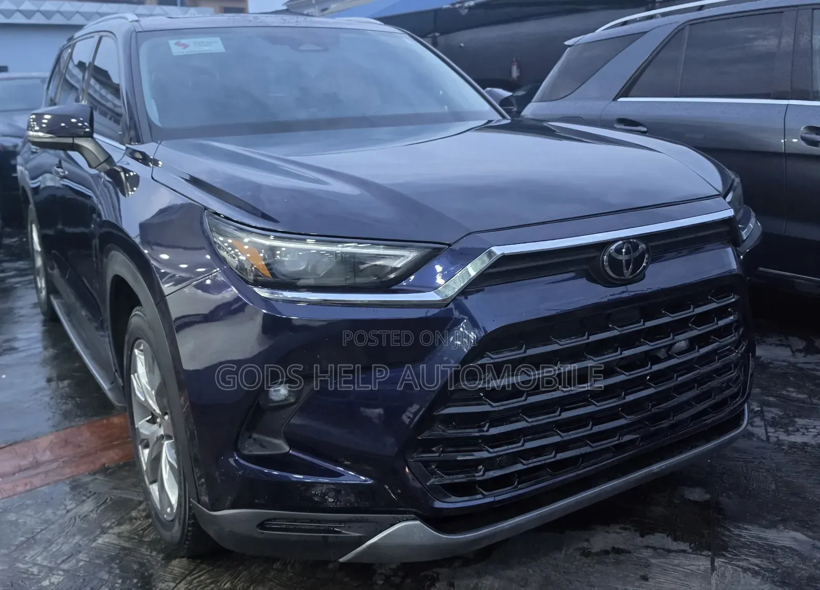 Toyota Highlander 2024 Blue