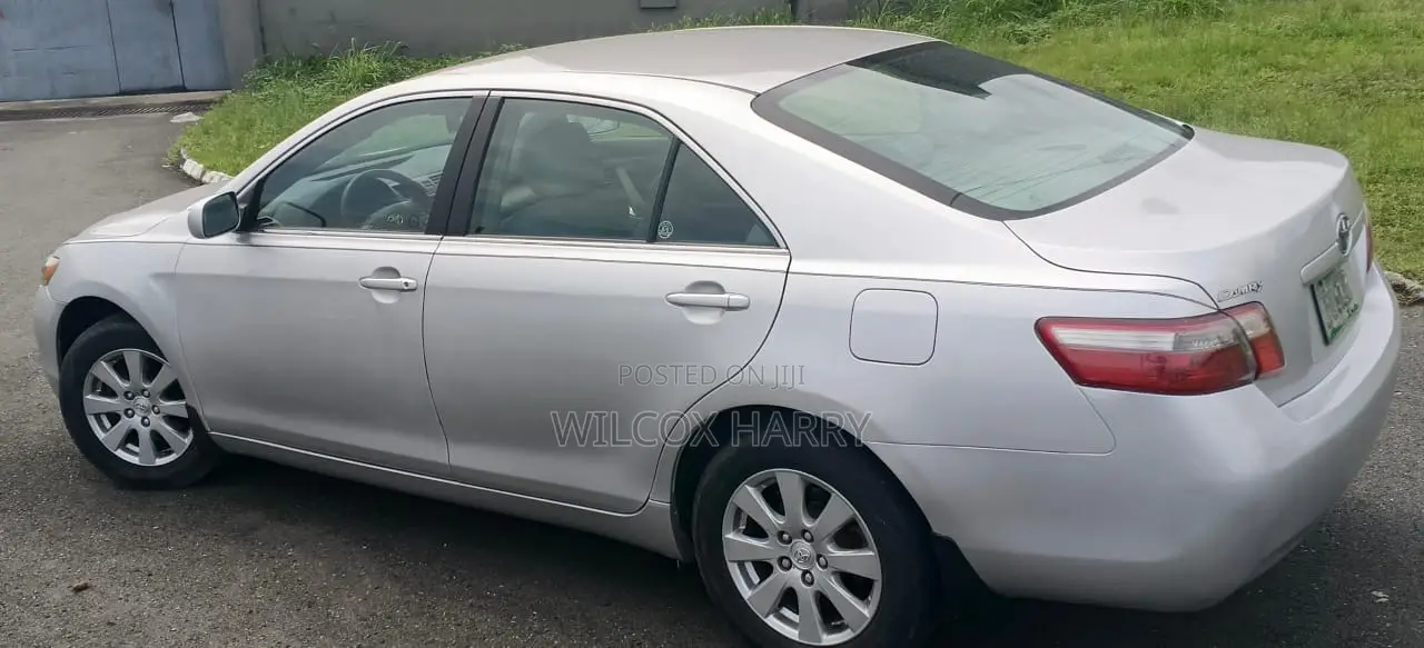 Toyota Camry LE 4dr Sedan (2.4L 4cyl 5A) 2008 Silver