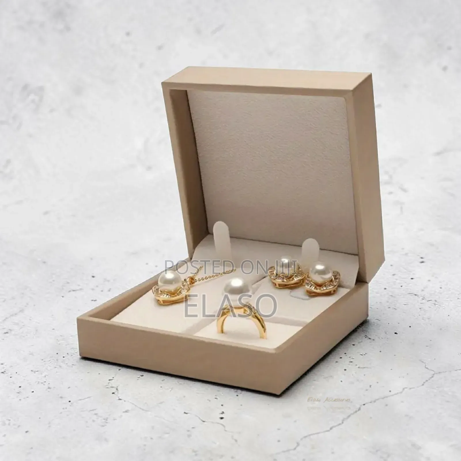 High-End Brushed Faux Leather Jewelry Box
