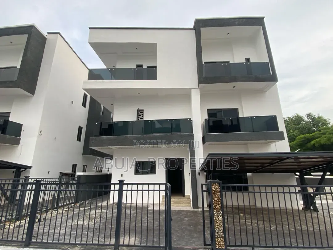 6bdrm Duplex in Katampe Extension for sale
