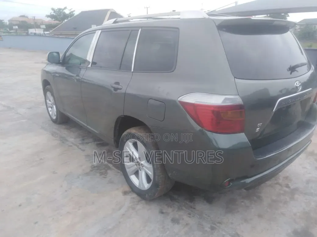Toyota Highlander Sport 2008 Gray