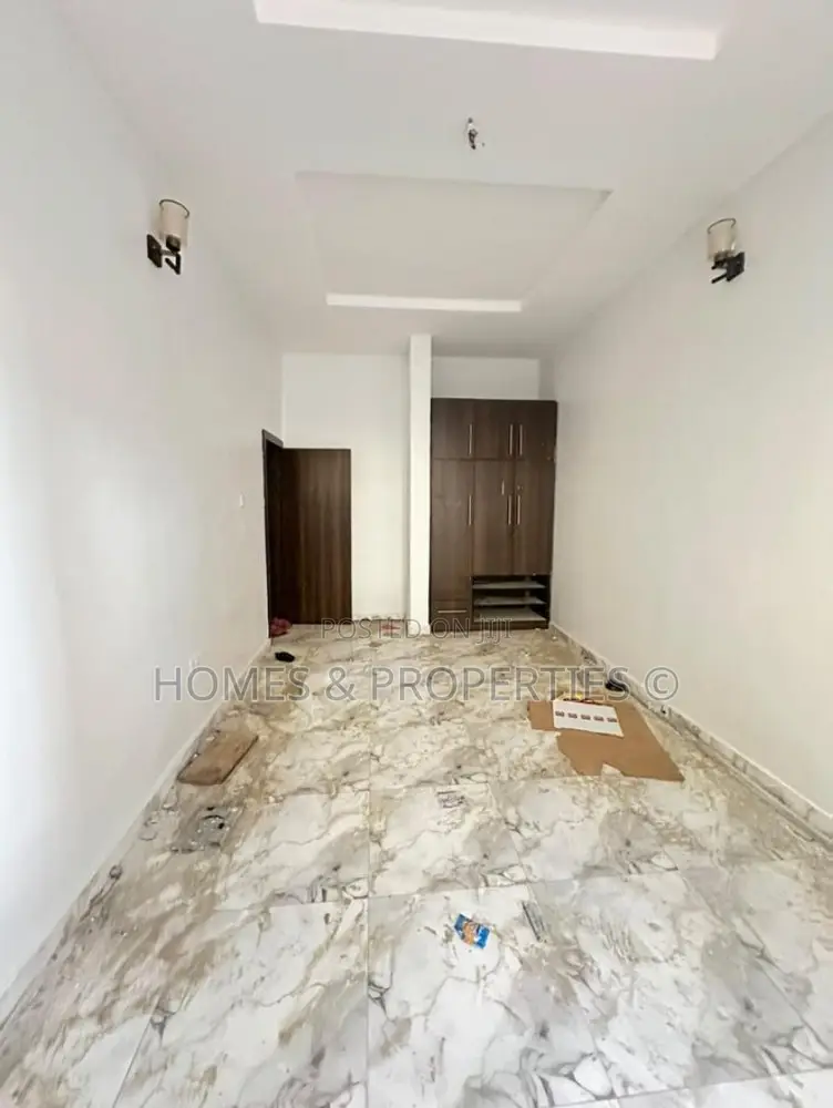 Mini Flat in Fidiso Estate Majek, Abijo for rent
