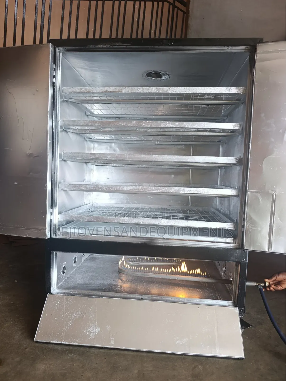 Smoking Ovens