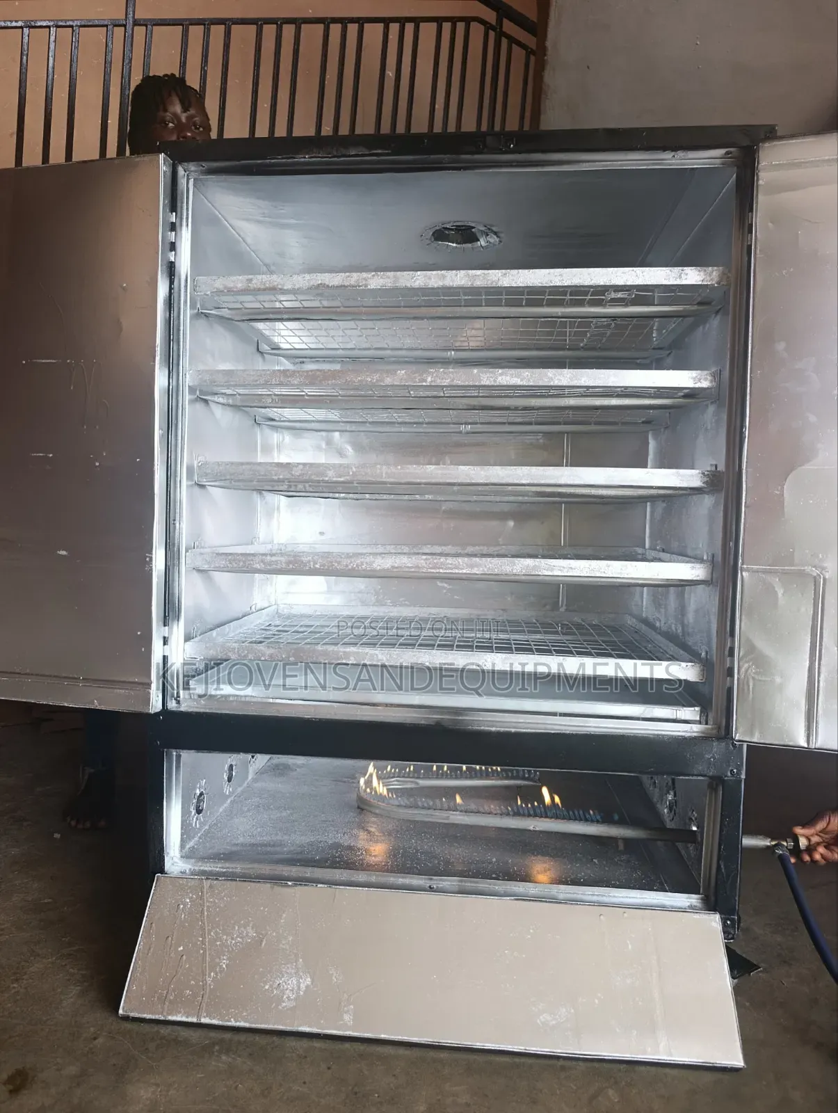 Smoking Ovens