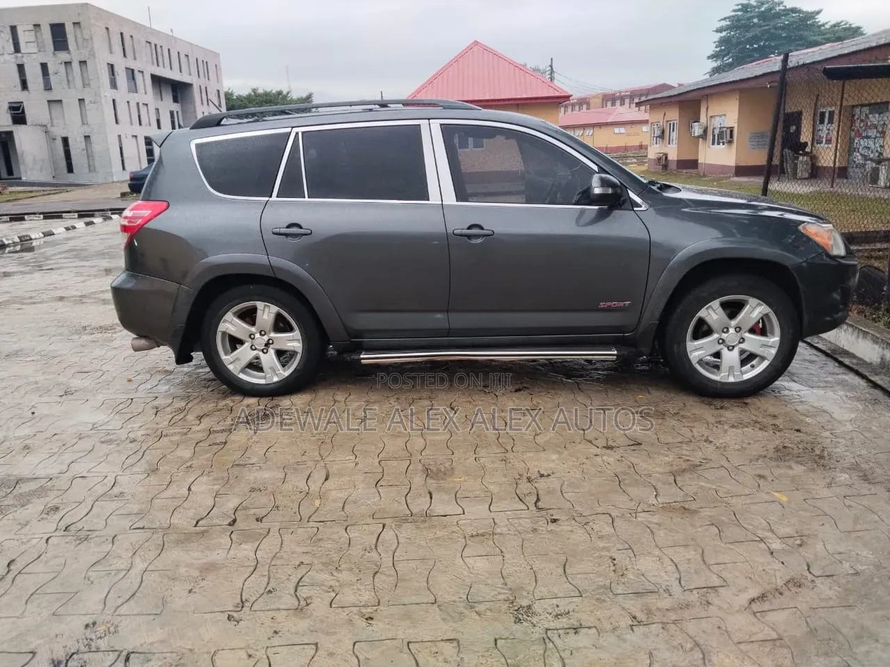 Toyota RAV4 2011 Gray