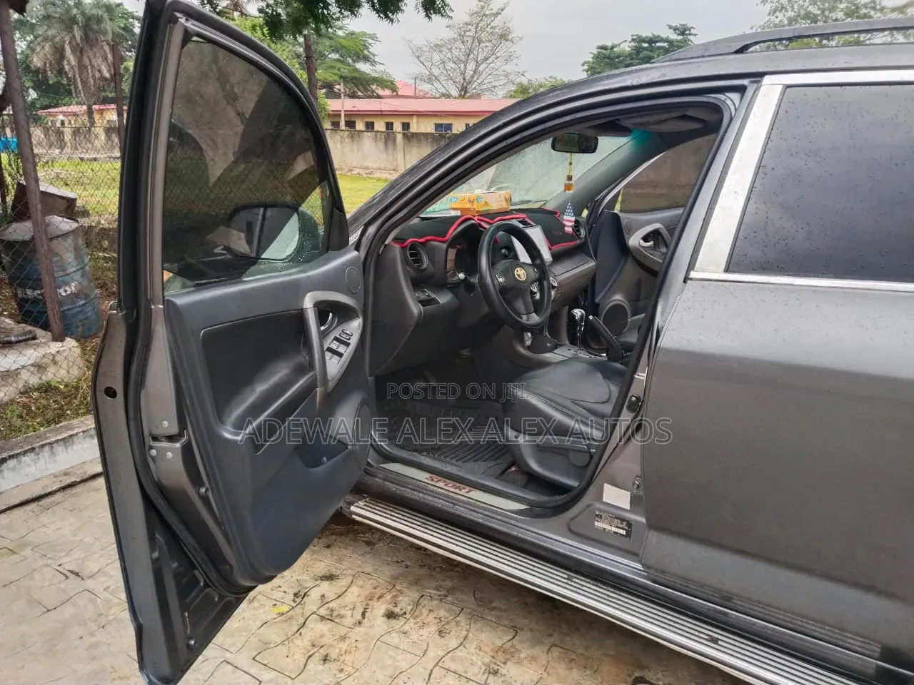 Toyota RAV4 2011 Gray
