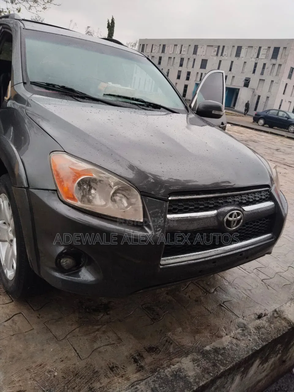Toyota RAV4 2011 Gray