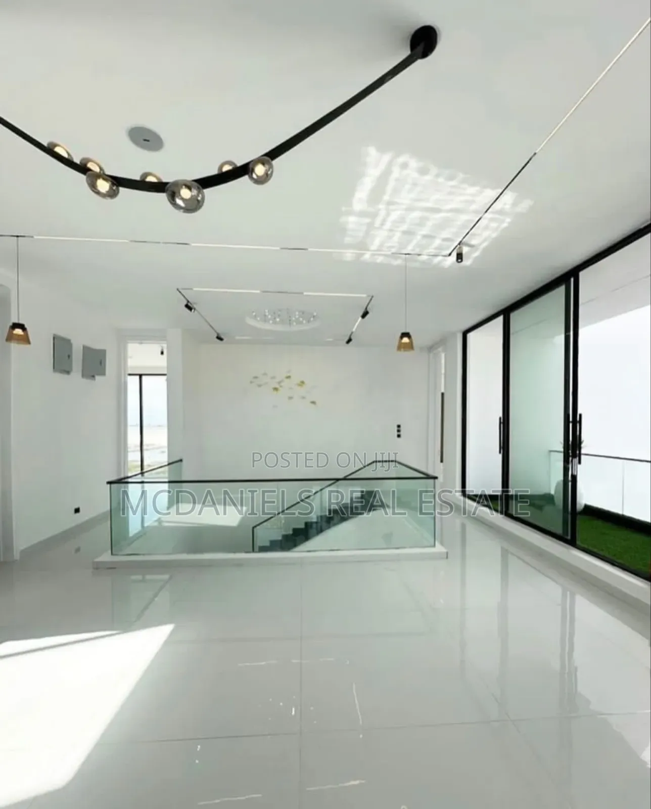 5bdrm Duplex in Osapa london for sale