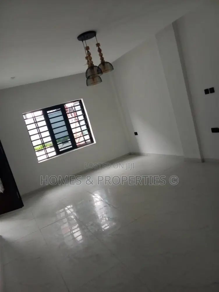 2bdrm Apartment in Abijo Gra for sale