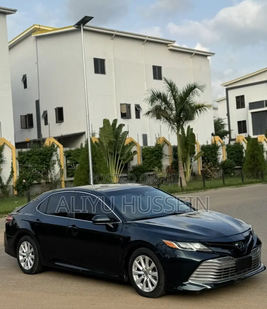 Toyota Camry 2019 Matt Black
