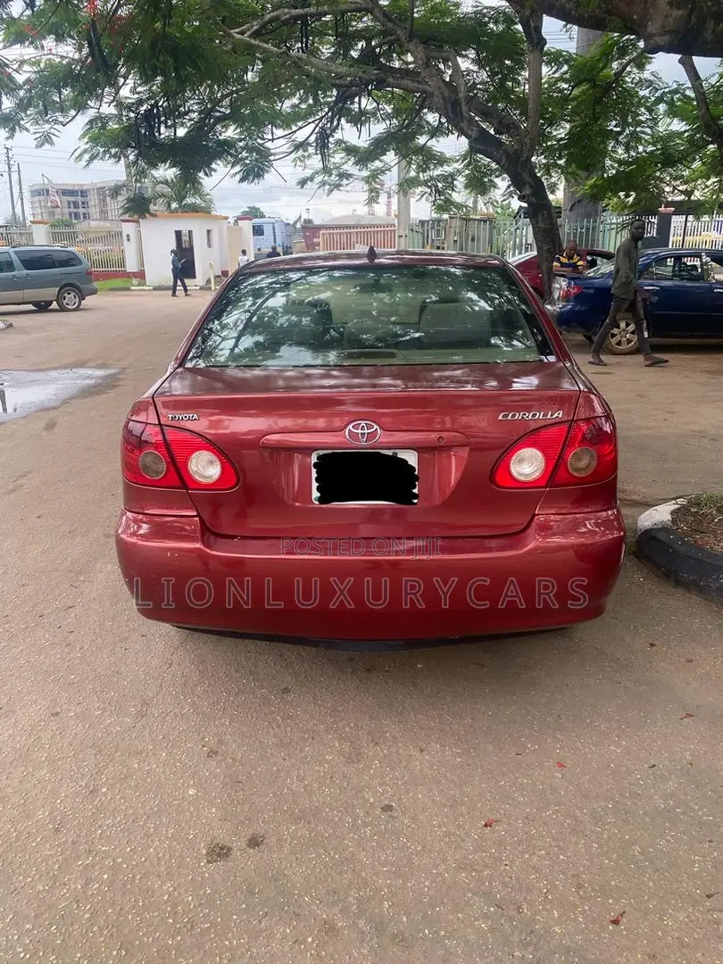 Toyota Corolla 2005 Red