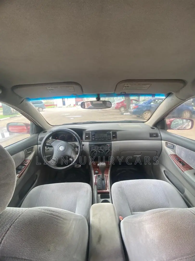 Toyota Corolla 2005 Red
