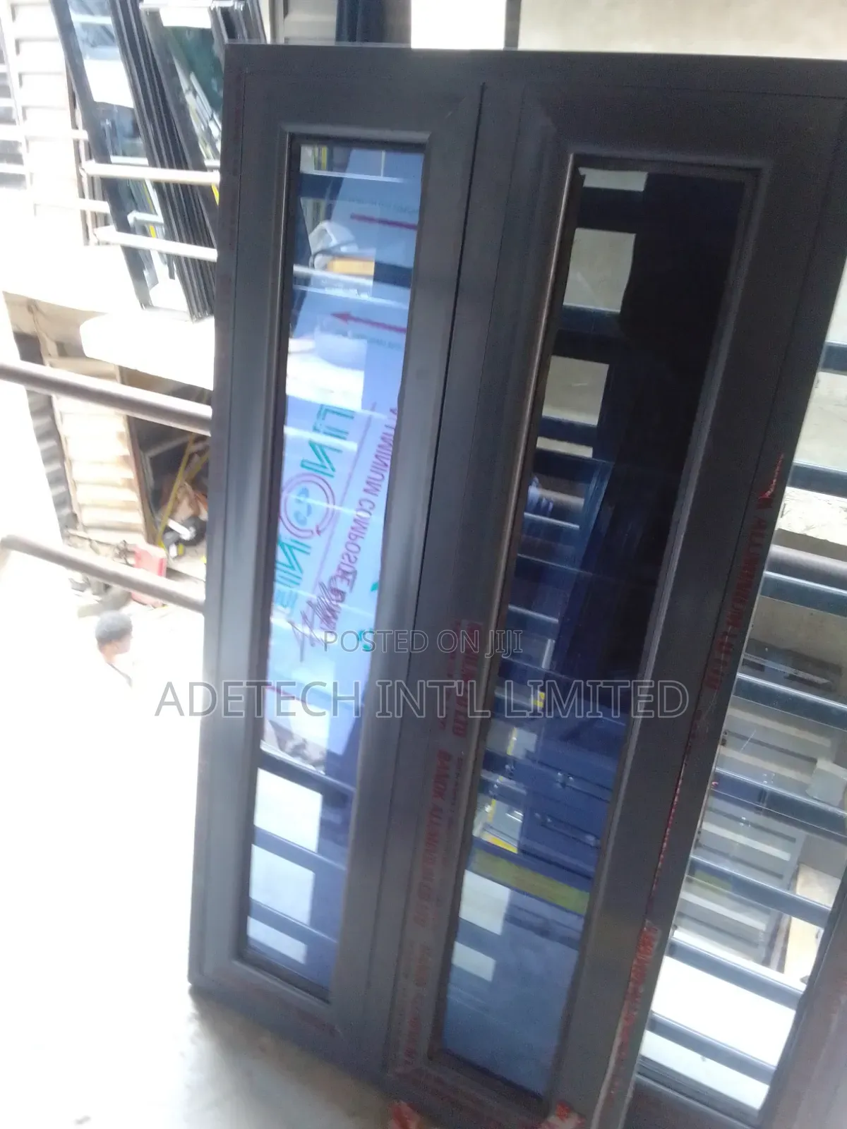 Unbreakable Aluminium Casement Window With Net and Burglary Proof