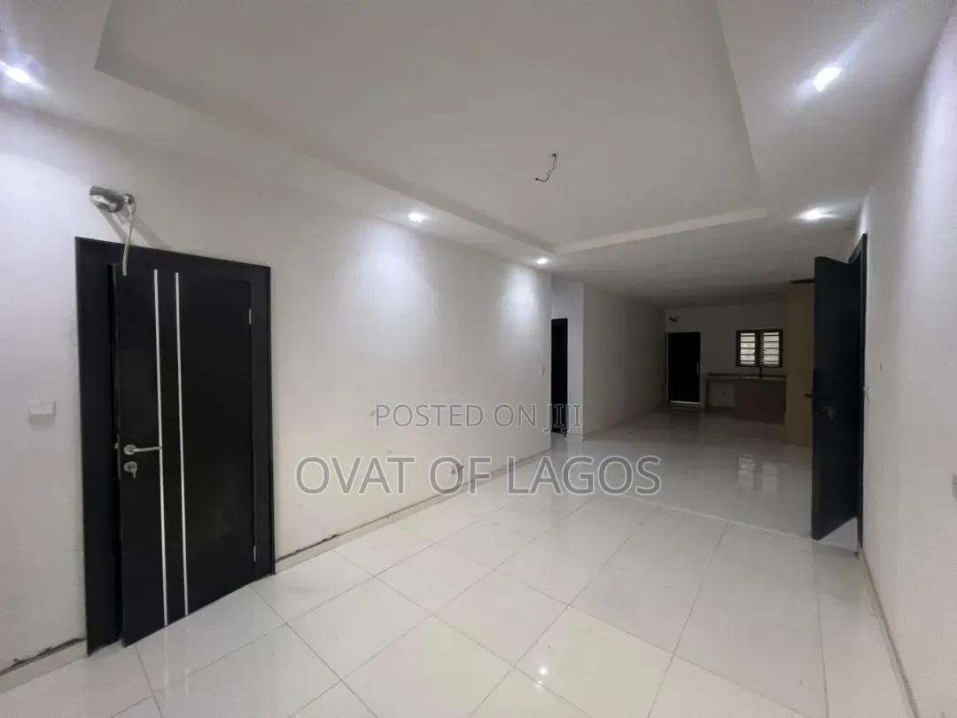 2bdrm Apartment in Ologolo for sale