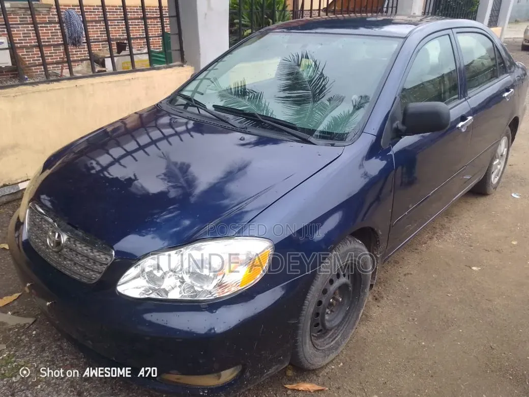 Toyota Corolla 2005 Blue