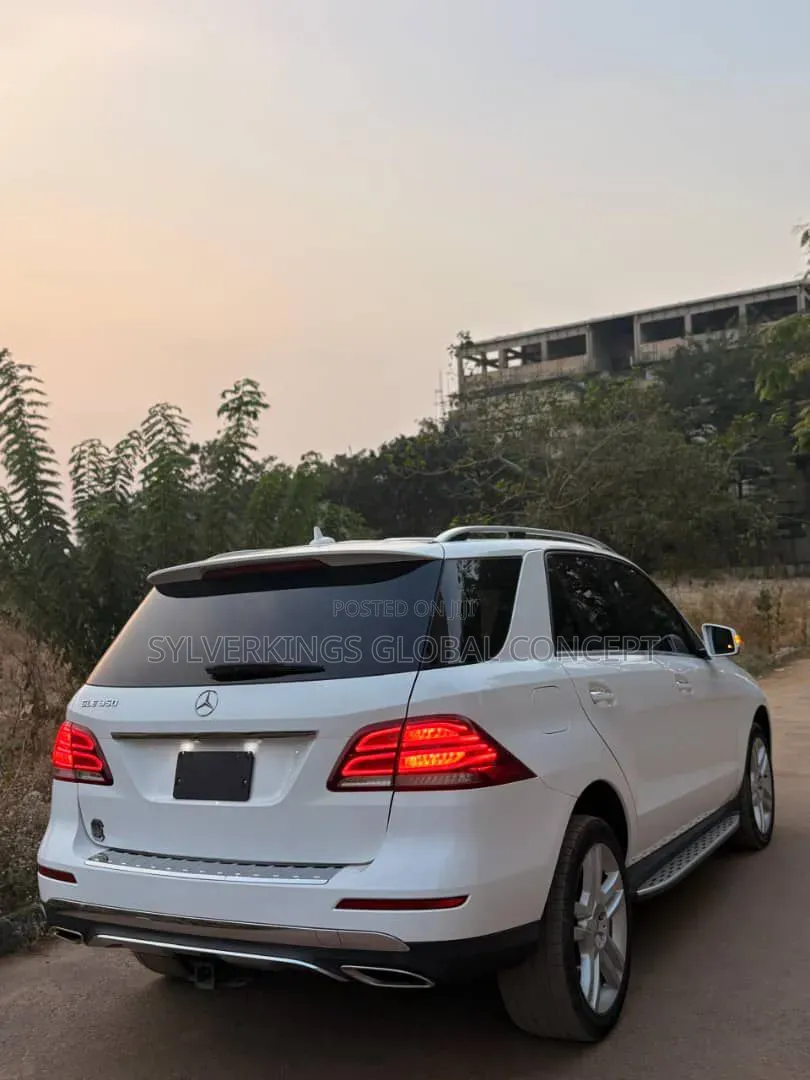 Mercedes-Benz GLE-Class 2017 White