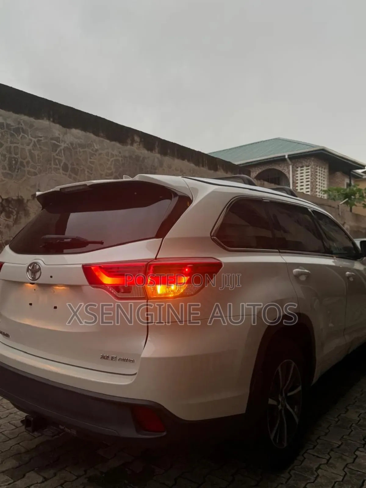 Toyota Highlander Limited 4x4 V6 (3.5L 6cyl 8A) 2018 White