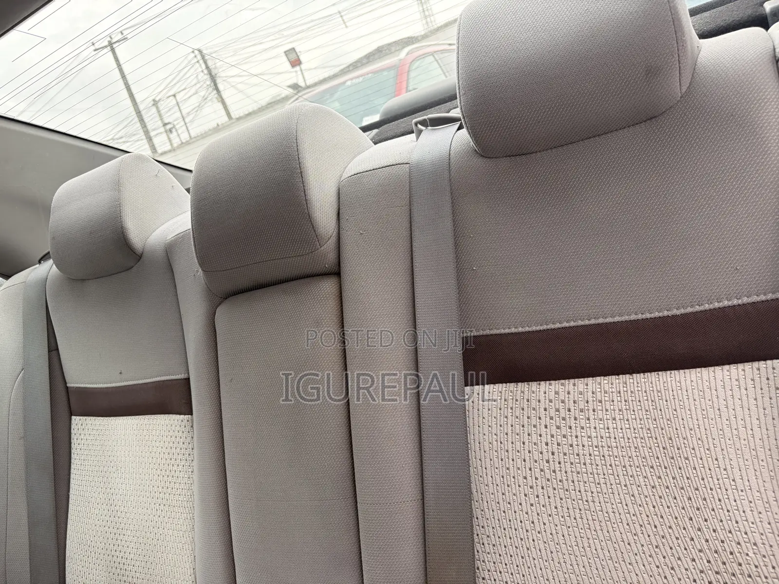 Toyota Camry LE 4dr Sedan (2.5L 4cyl 6A) 2012 Silver