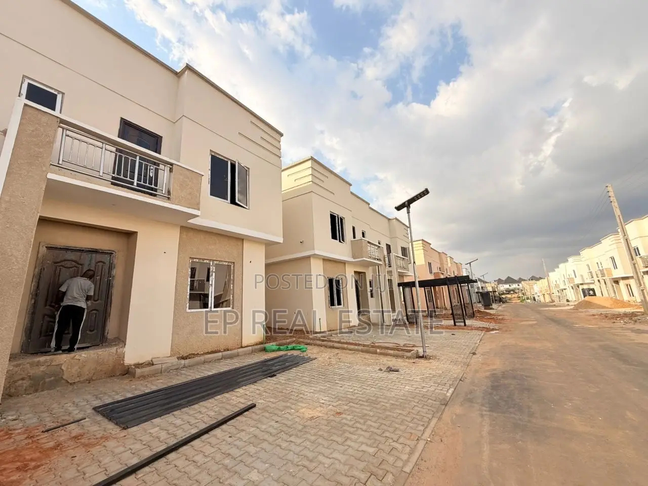 4bdrm House in Kukawa for sale