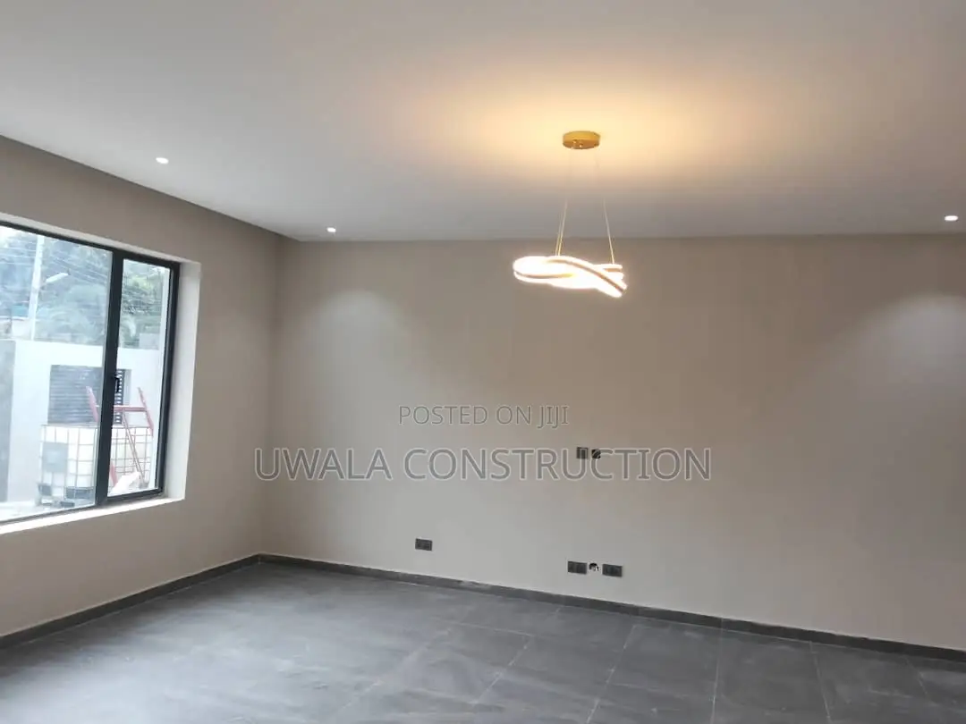 4bdrm Townhouse/Terrace in Dawaki for sale